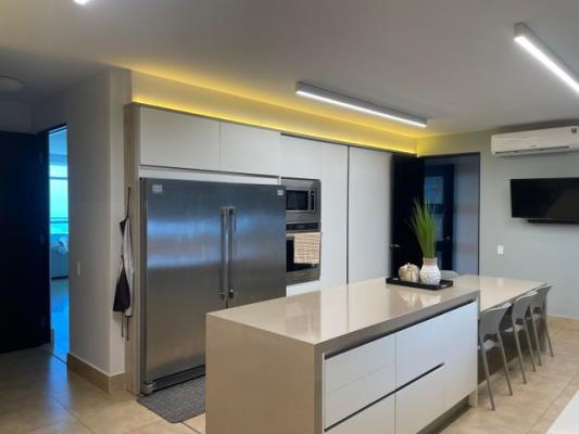 Ten Tower, Área Metropolitana