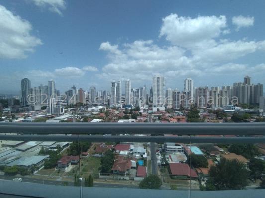 The Towers, apartamento