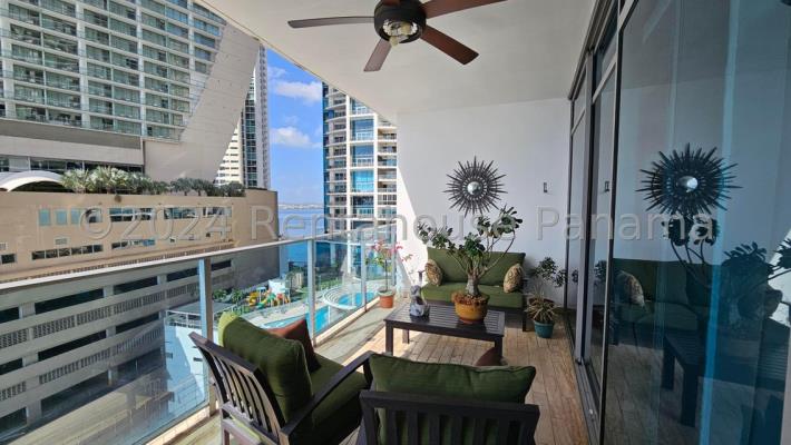 Grand Tower, Área Metropolitana