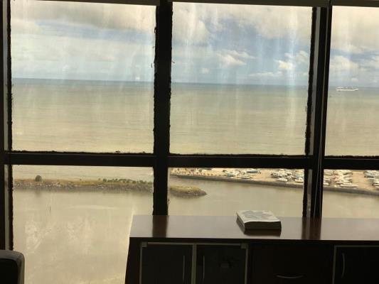 Avenida Balboa, Bella Vista