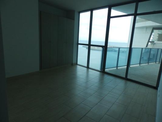 Grand Tower, apartamento
