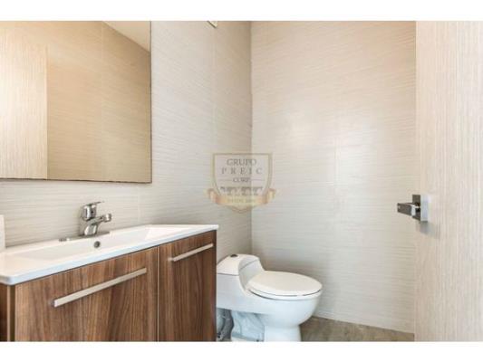 Costamare, Juan Diaz