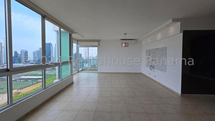 Costa Real Tower, Costa del Este