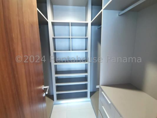 Marbella 47, Obarrio