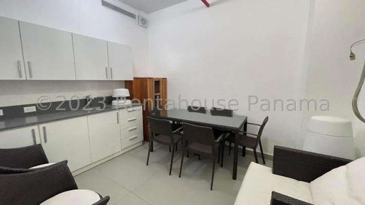 Kenex Plaza, Obarrio