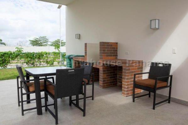 Costa Linda, Panamá