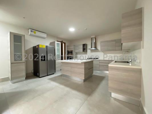 The Reserve, Juan Diaz