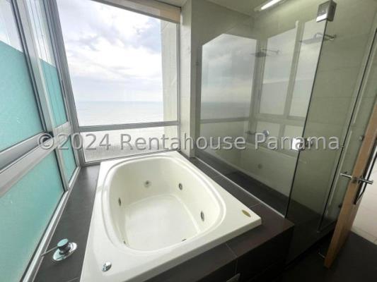 Altamar del Este, Costa del Este