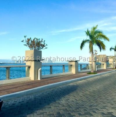 Ocean Reef Island, apartamento