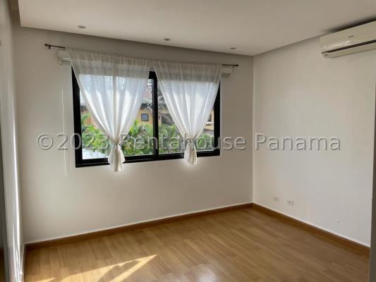 , Casa en alquiler en Costa del Este | P4428445