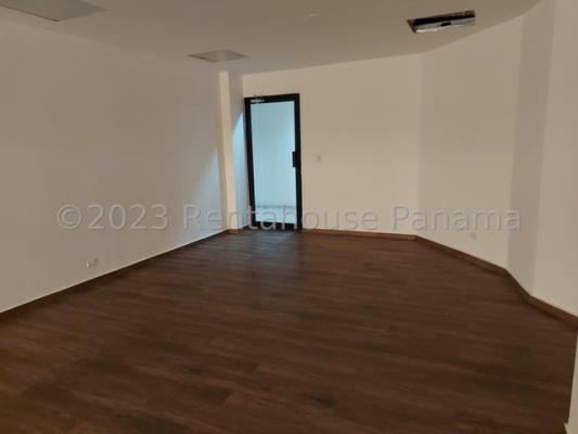 Galerias Balboa, Avenida Balboa