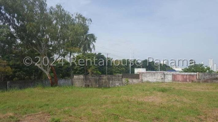 , Terreno en alquiler en Parque Lefevre | P4433709