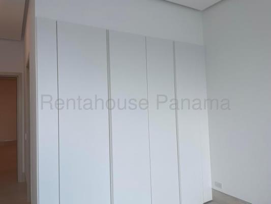 Ocean Pearl, Punta Pacifica