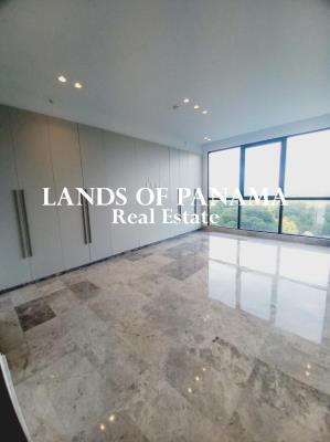 Empire Residences, Santa Maria