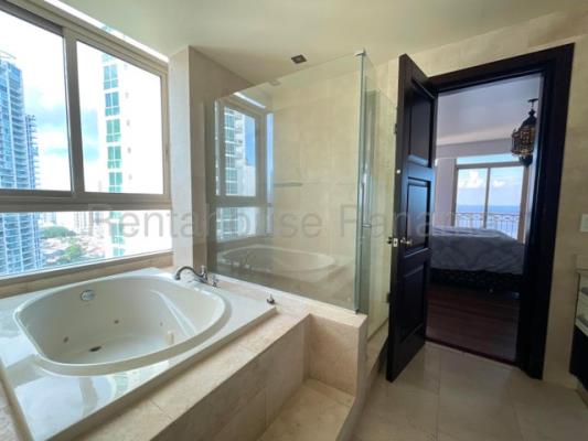 Pacific Point , apartamento