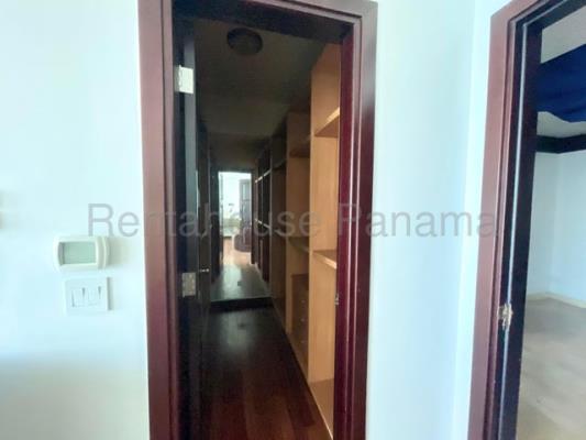 Pacific Point , Área Metropolitana