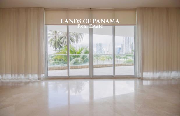 Miradores The Point, Punta Paitilla