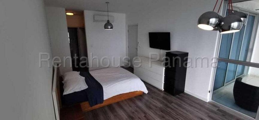 Oasis on the Bay, apartment