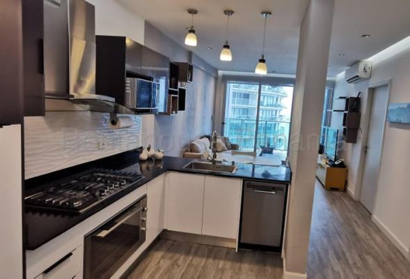 Oasis on the Bay, apartment