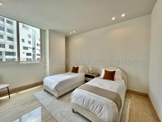 The Towers - Punta Paitilla, Punta Paitilla