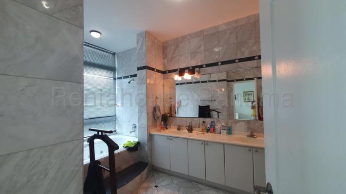 Coastal Tower , Punta Paitilla