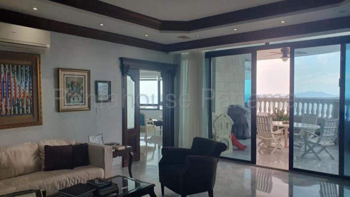 Coastal Tower , Punta Paitilla