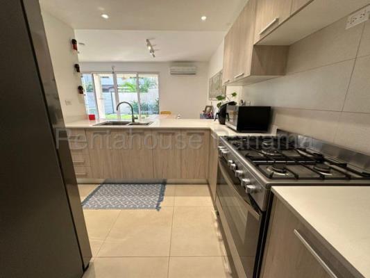 Bosques del Pacífico, Arraiján