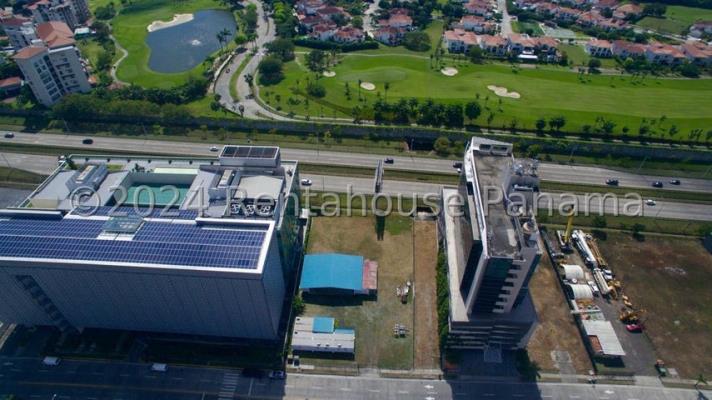 , Terreno en alquiler en Santa Maria | P4442606