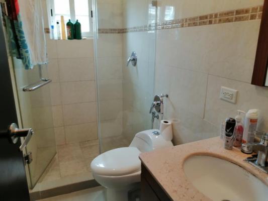 Green Fields, Ancón