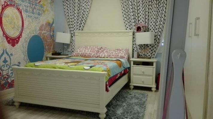 Costa Bay, Área Metropolitana