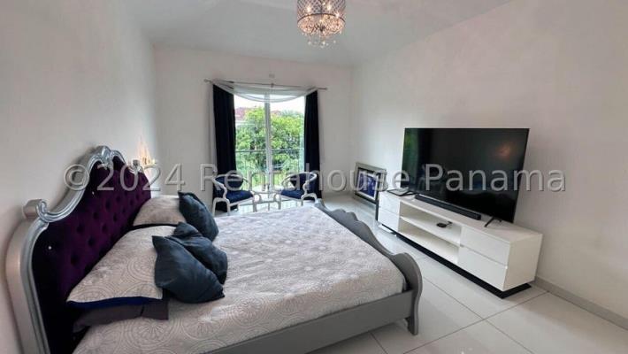 Fairways Estates, Área Metropolitana