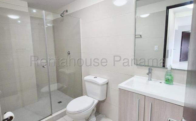 PH MIDRISE WOODLANDS, Arraiján