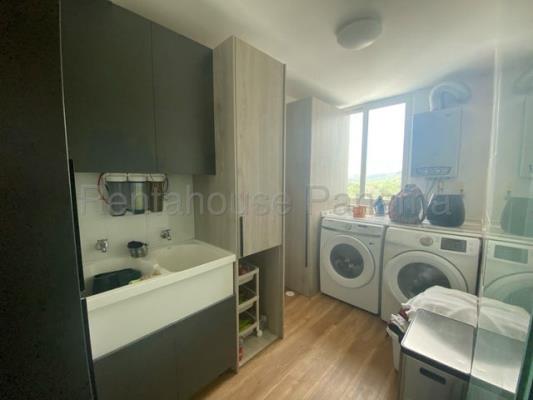 Clayton Park II, apartment