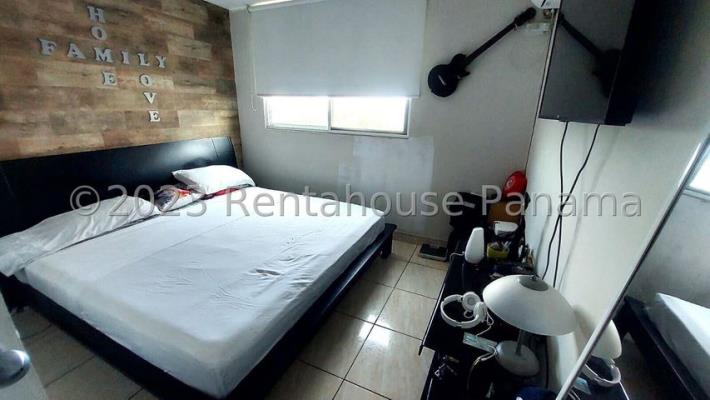 Plaza Santa Elena, Parque Lefevre