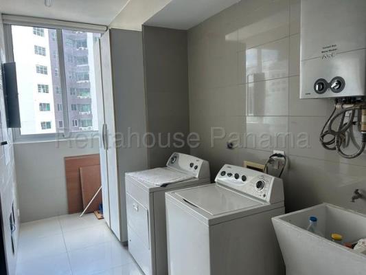 Aventura tower, Área Metropolitana