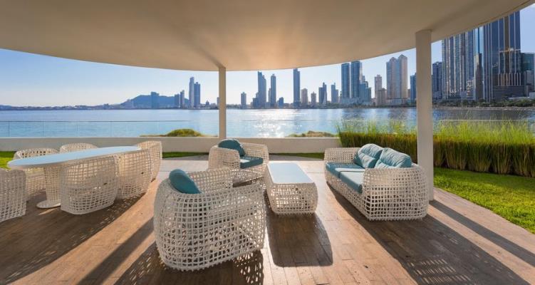 Miradores The Point, Punta Paitilla