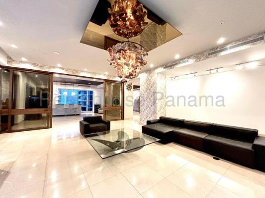 Marea 2, Costa del Este