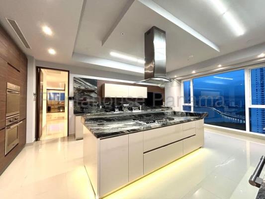 Marea 2, Costa del Este