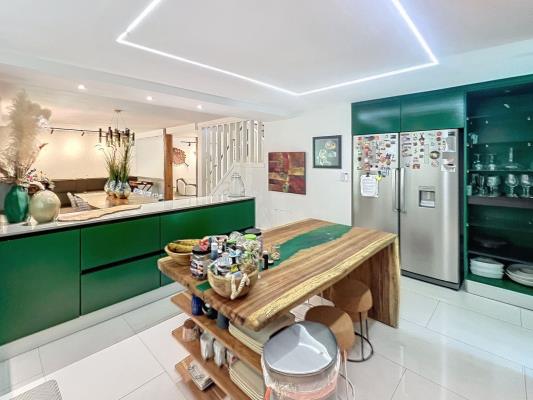 Edificio 685, Clayton, Calle Papaya, Ancón