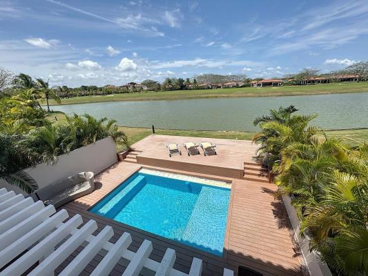 Ocean Lake Golf Villas, casa