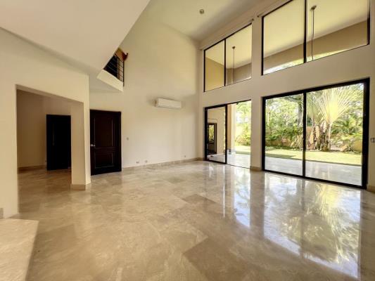 Antigua, Área Metropolitana