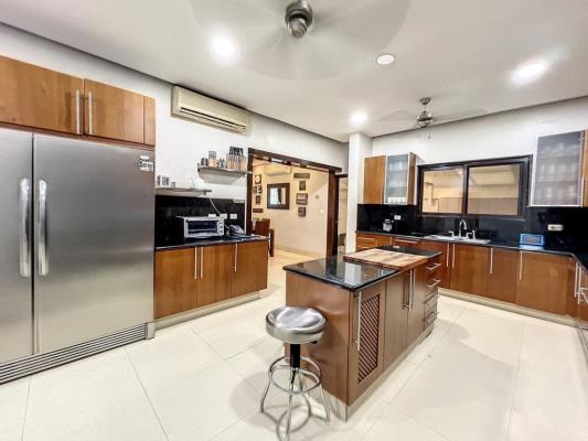 Antigua, Área Metropolitana