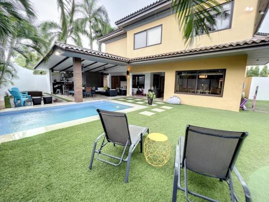 Antigua, Costa del Este