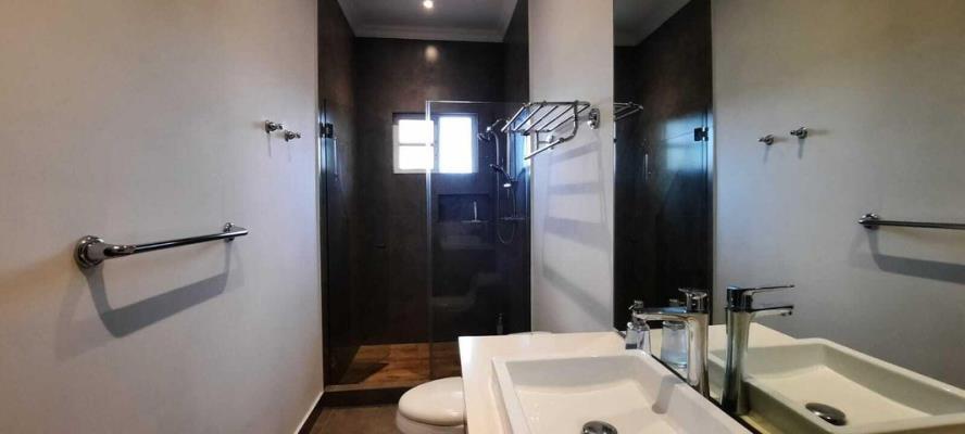 Costa de Las Perlas, casa