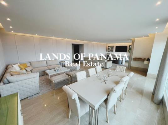 Zeus, Costa del Este