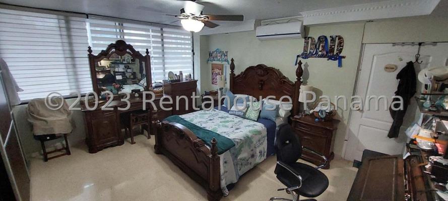 Arcadia, Área Metropolitana