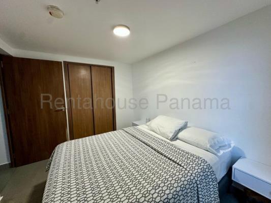 WorldWide Plaza, Bella Vista