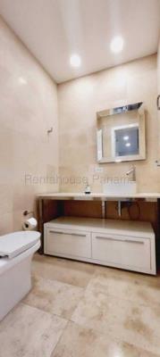 Yoo Panama, Avenida Balboa