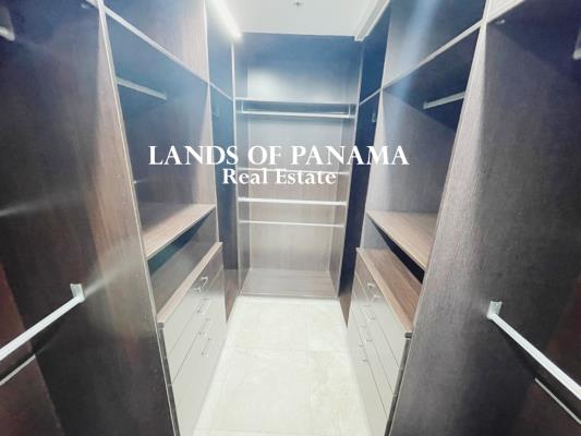 D1 TOWER, apartamento