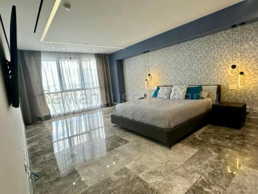 Empire Residences, apartamento